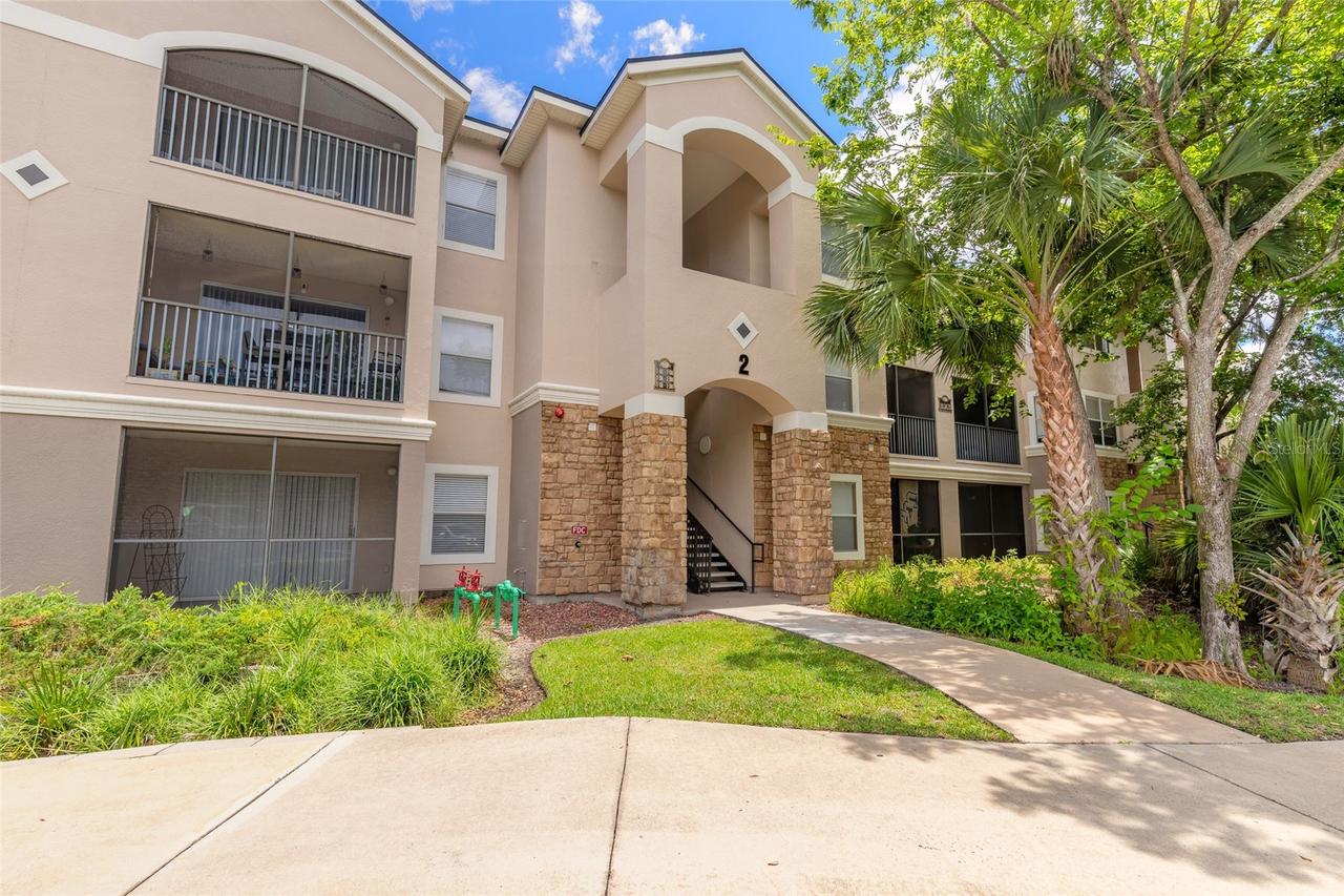 940 Village Tr. #2-208, Port Orange, FL 32127