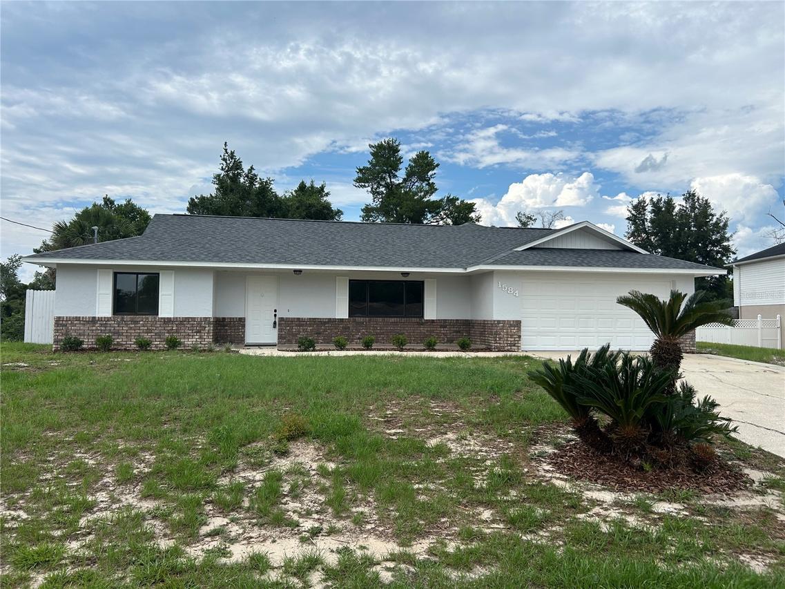 1584 Bavon Dr., Deltona, FL 32725