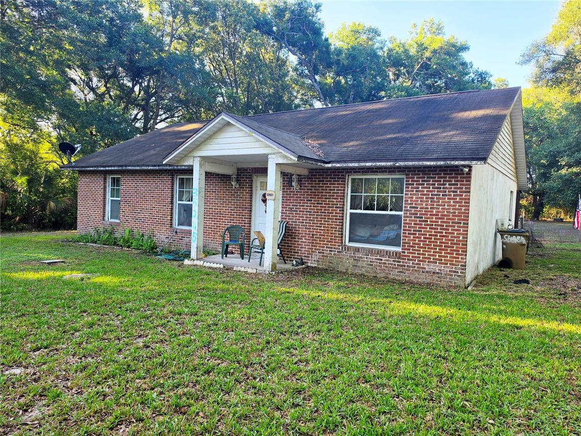35245 William Ln., Eustis, FL 32736