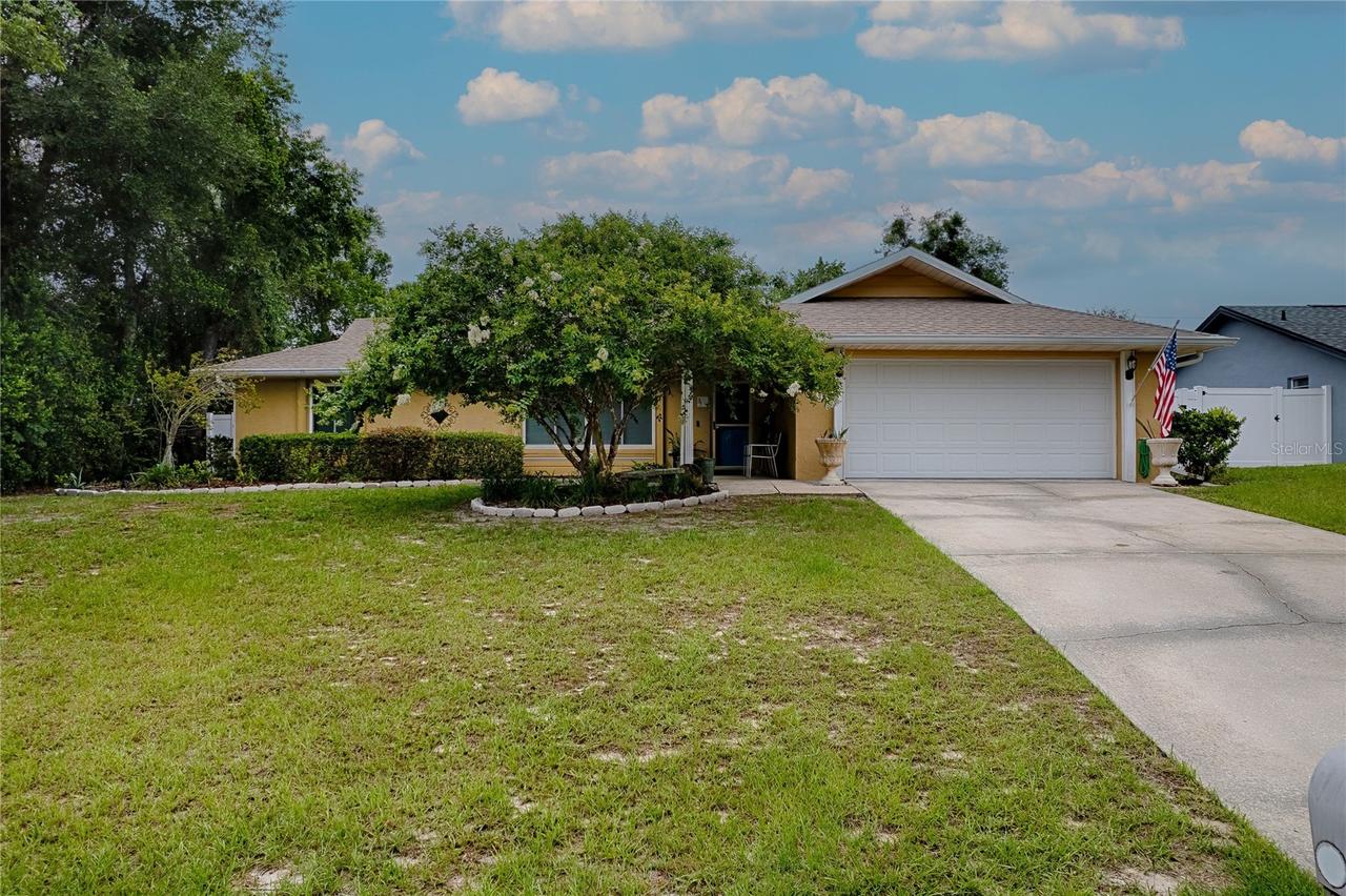 2091 N Hyde Dr., Deltona, FL 32738