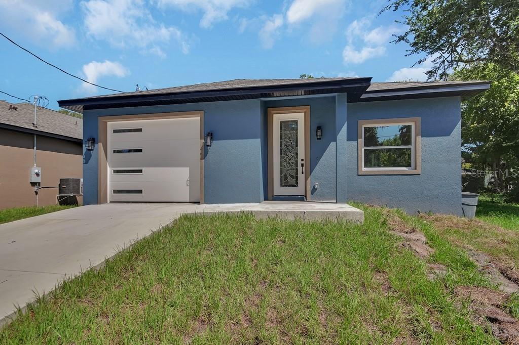 556 Wallace St., Daytona Beach, FL 32114