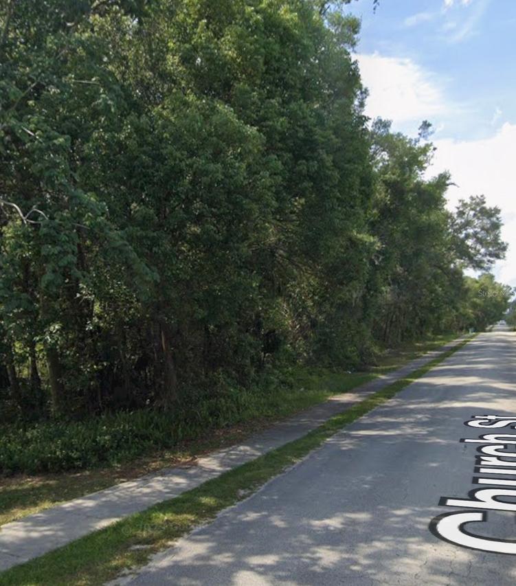 462 Church St., Lake Helen, FL 32744
