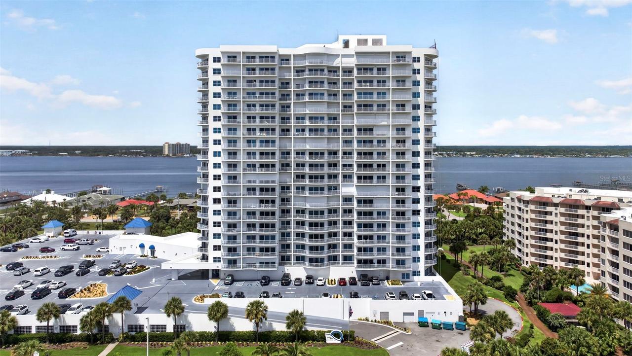 2 Oceans West Blvd. #905, Daytona Beach, FL 32118