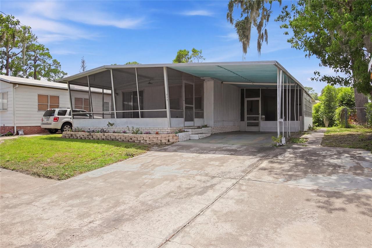 110 Maple Dr., Debary, FL 32713