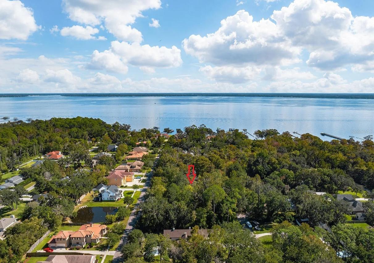 211 Riverwood Dr., Fleming Island, FL 32003
