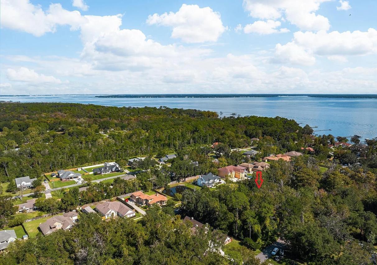 Riverwood Dr., Fleming Island, FL 32003