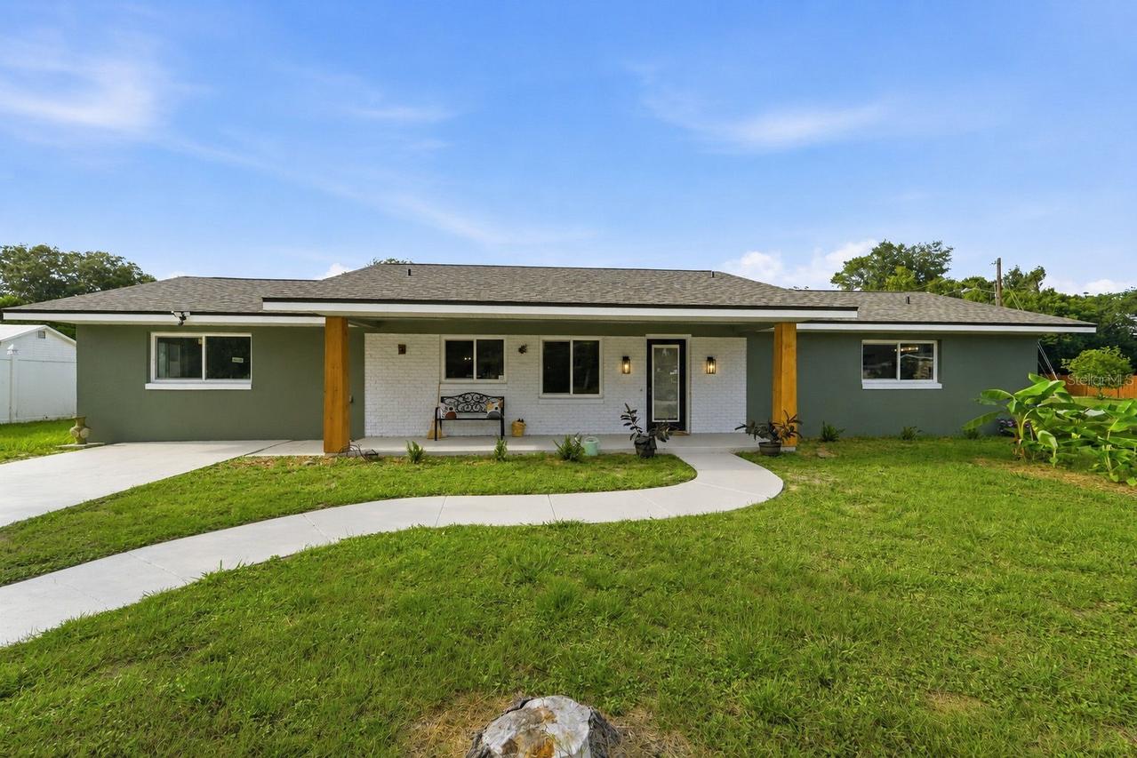 525 E Roberts St., Orange City, FL 32763