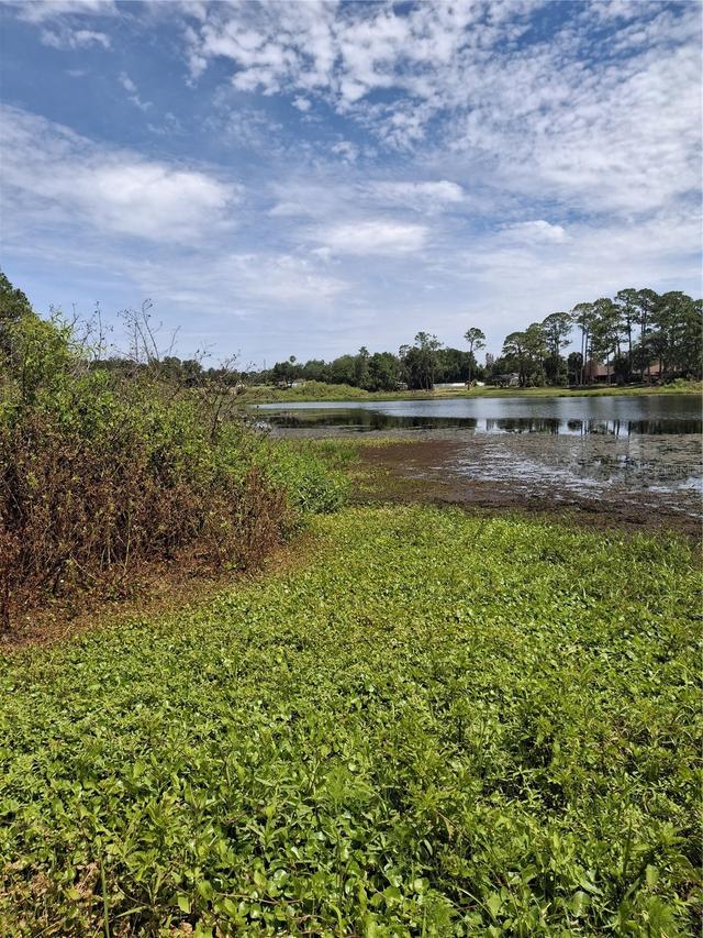 885 E Lehigh Dr., Deltona, FL 32738