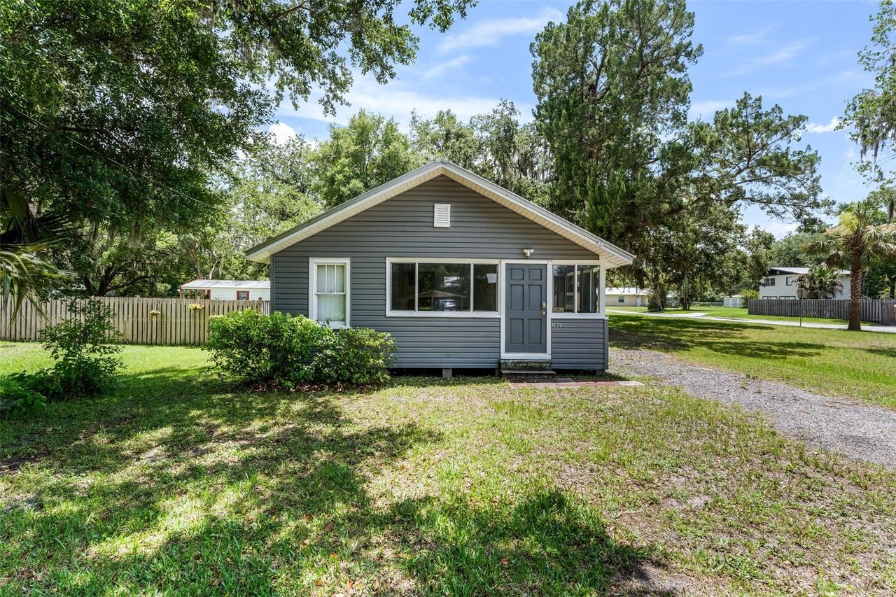 302 Park Ave., Hastings, FL 32145
