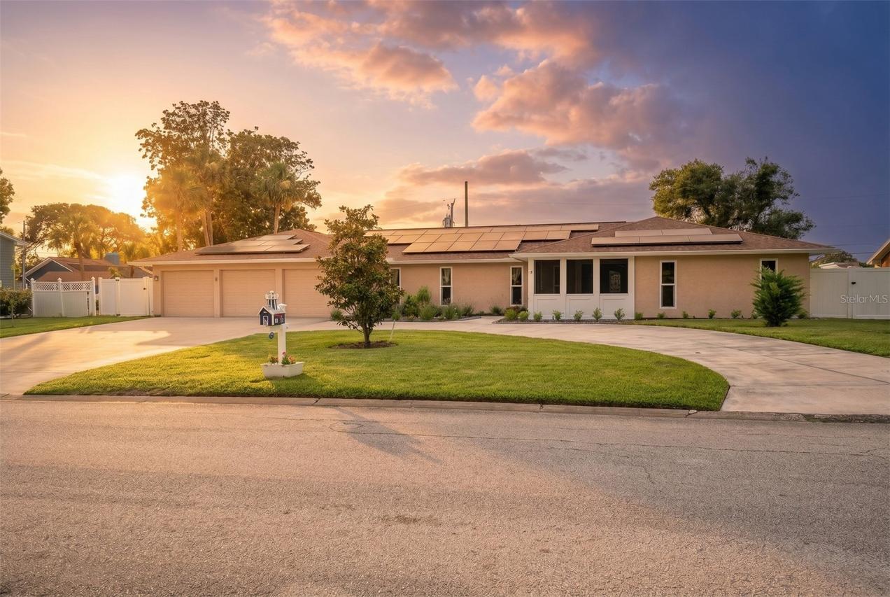 33 Sandcastle Dr., Ormond Beach, FL 32176