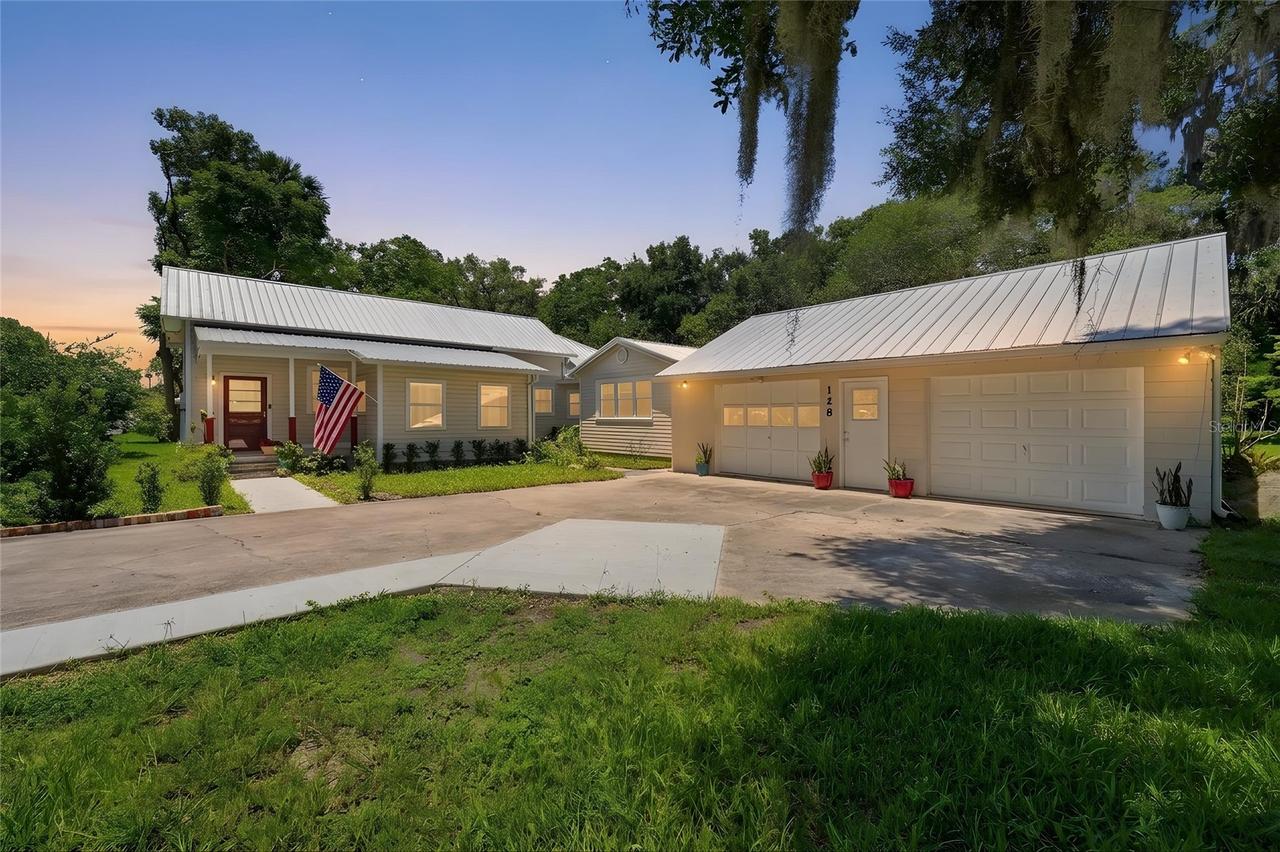 128 N Lakeview Dr., Lake Helen, FL 32744