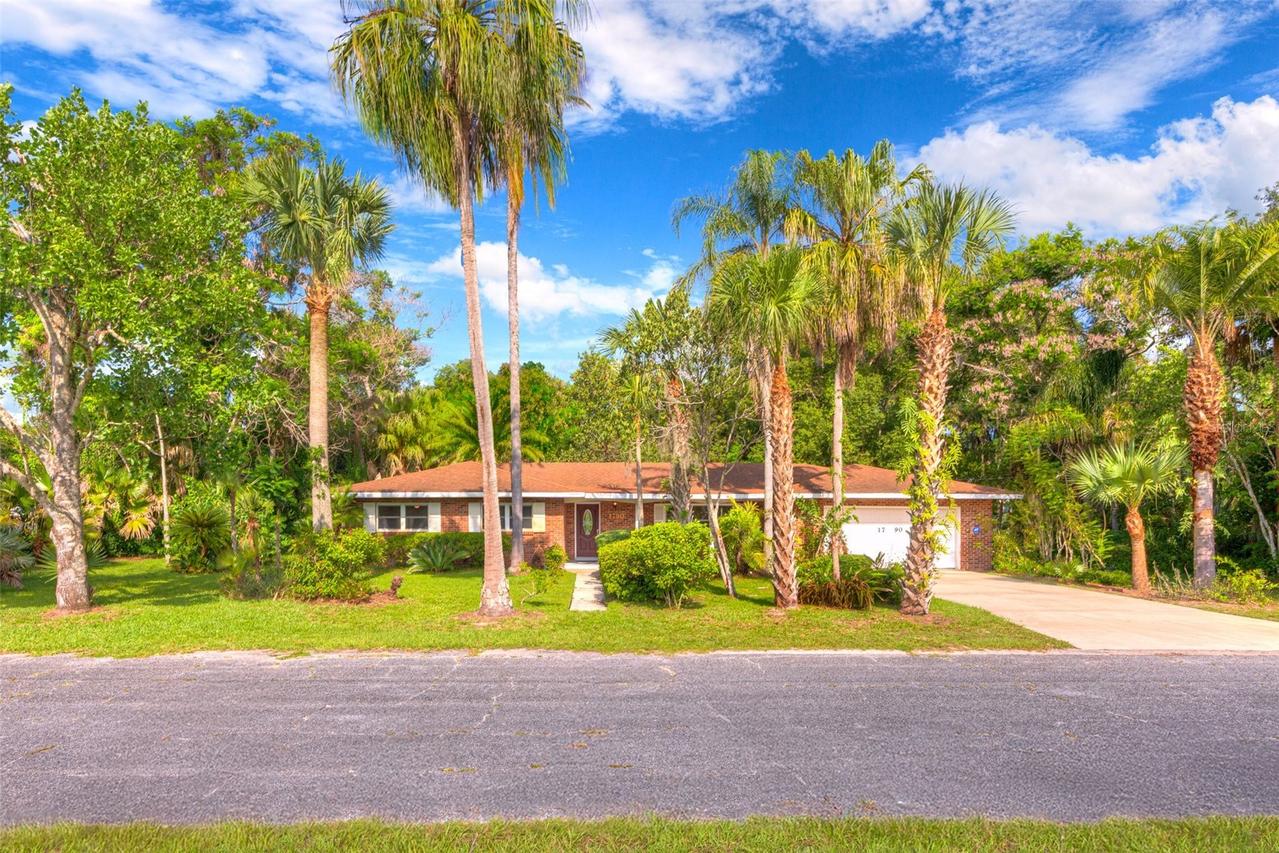 1790 N Clara Ave, Deland, FL 32720