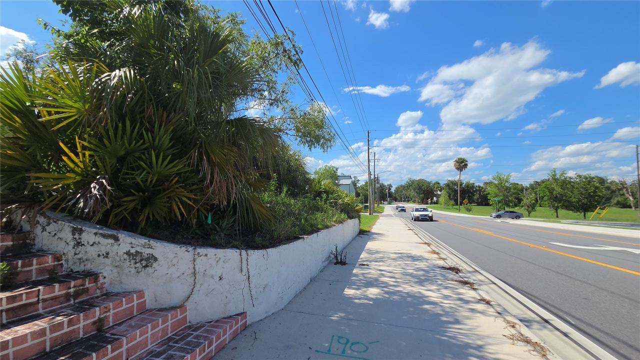 236 N Amelia Ave., Deland, FL 32724