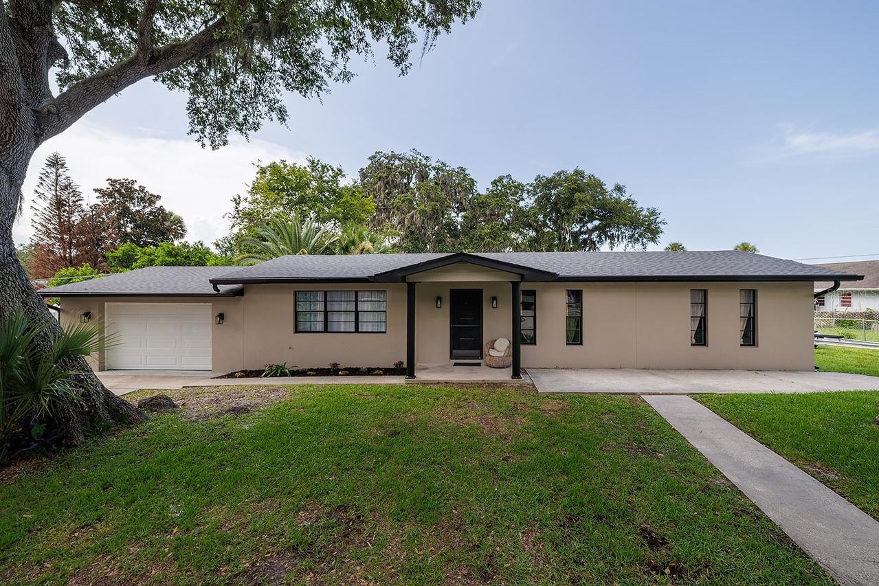 764 Reed Canal Rd., South Daytona, FL 32119