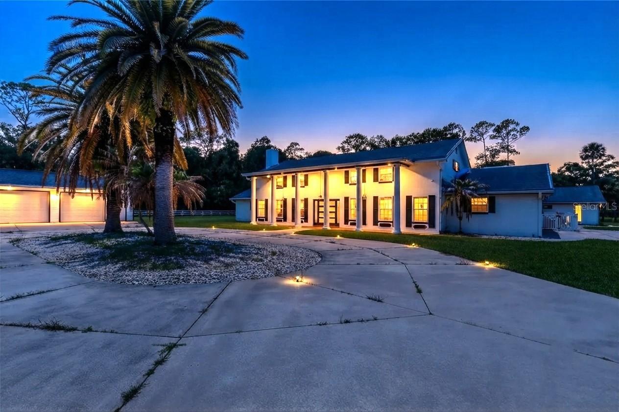 2015 Halifax Dr., Port Orange, FL 32128