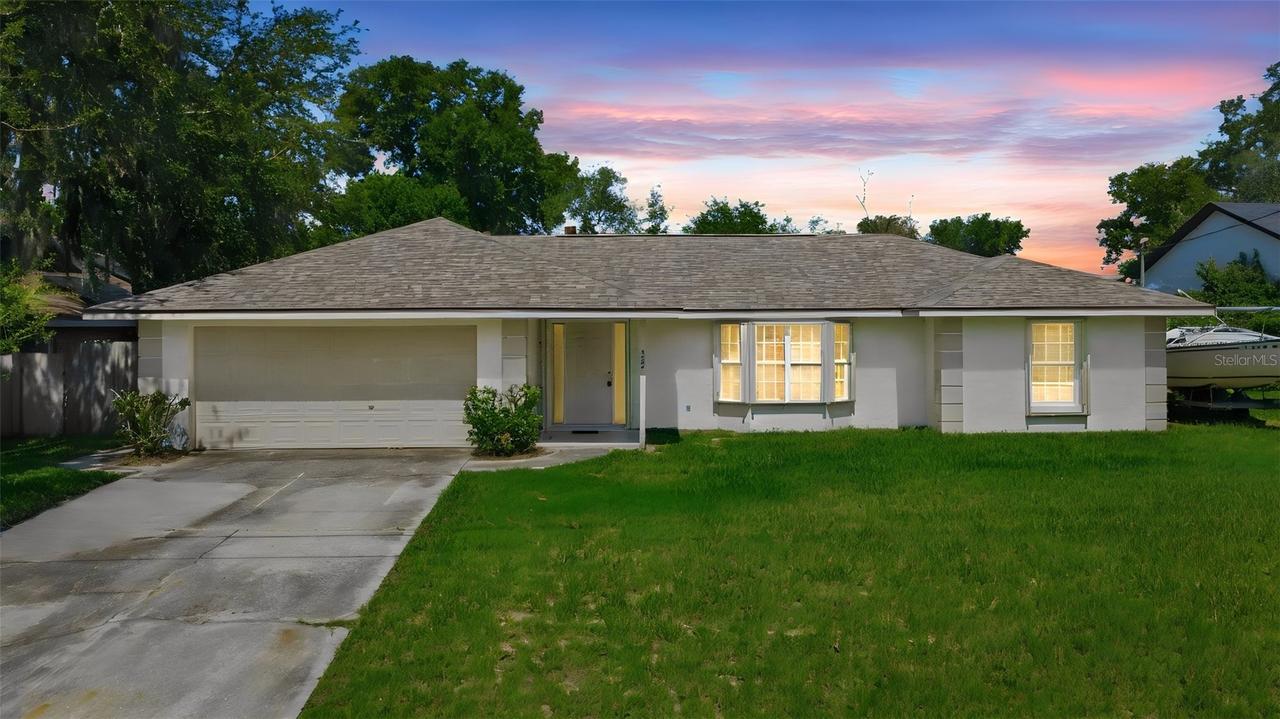 382 Blythville Ave., Deltona, FL 32725