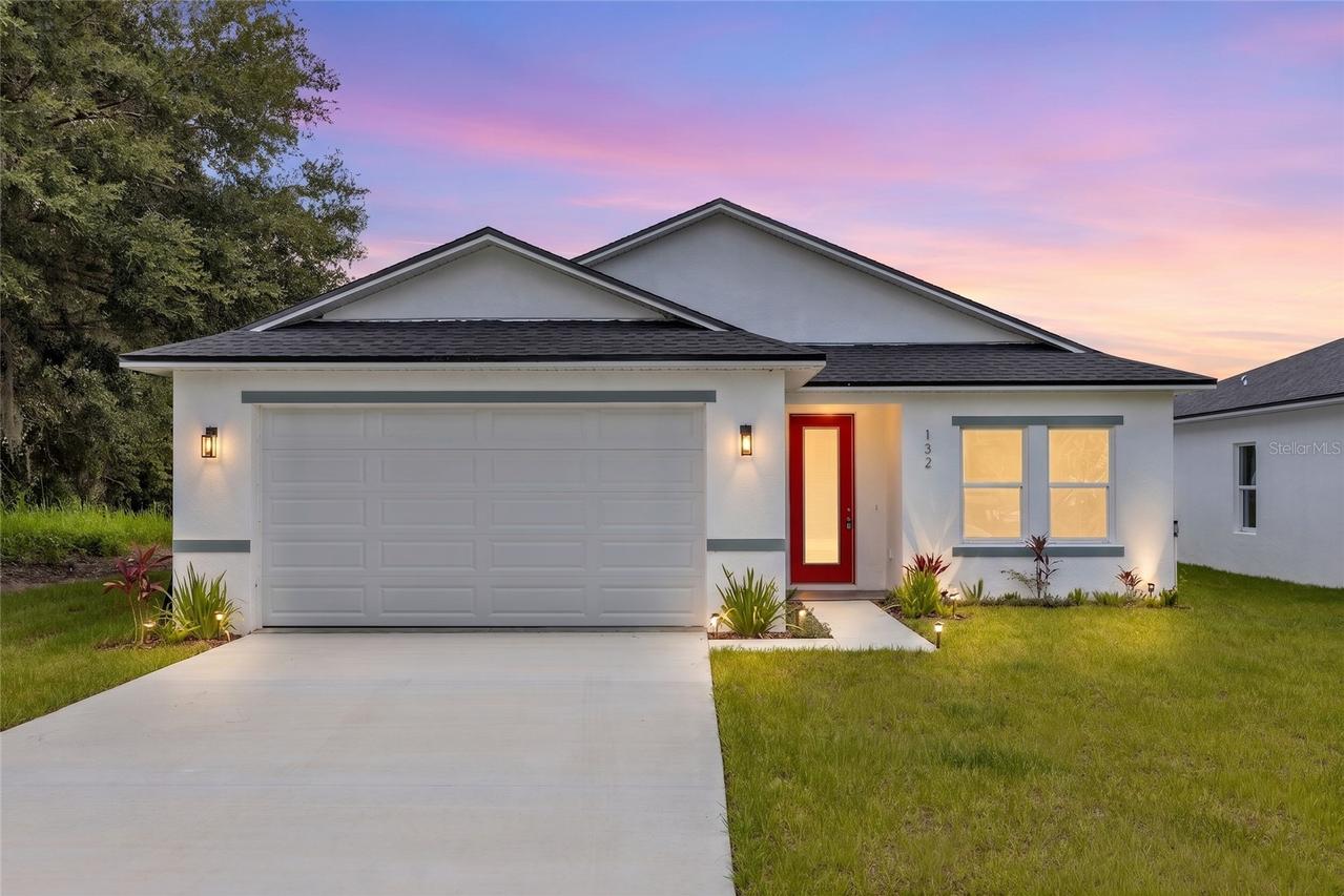 132 11th Ave., Osteen, FL 32764