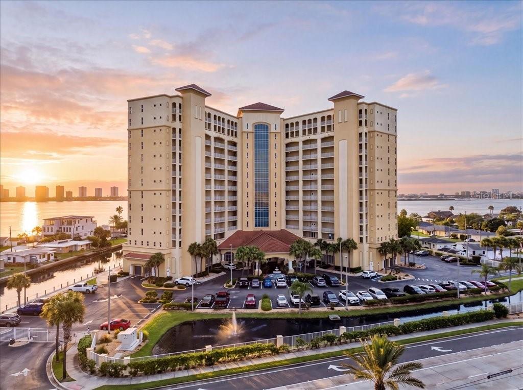 2801 S Ridgewood Ave. #806, South Daytona, FL 32119