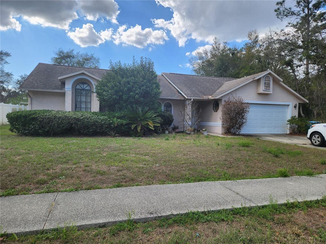 1231 Gage Ave., Deltona, FL 32738