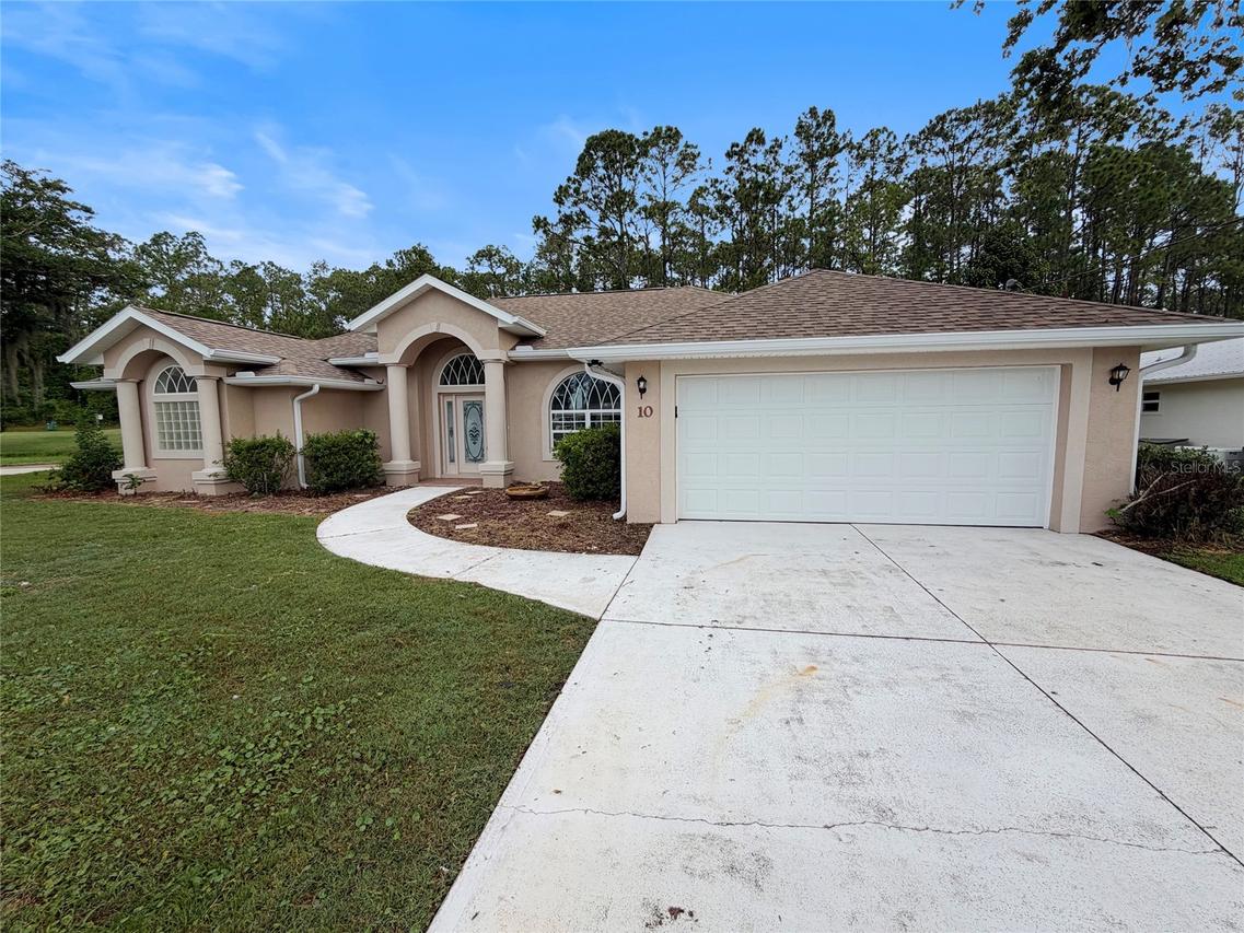 10 Elliot Pl., Palm Coast, FL 32164