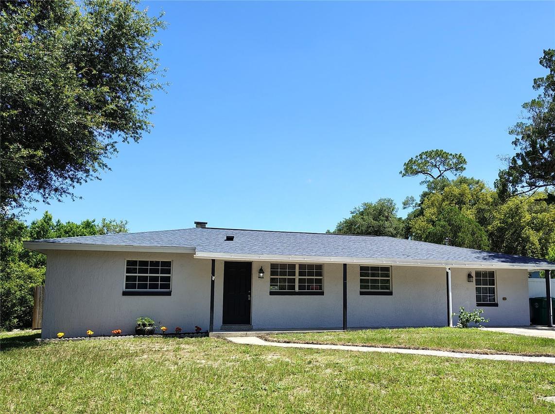 415 E Beresford Ave., Deland, FL 32724