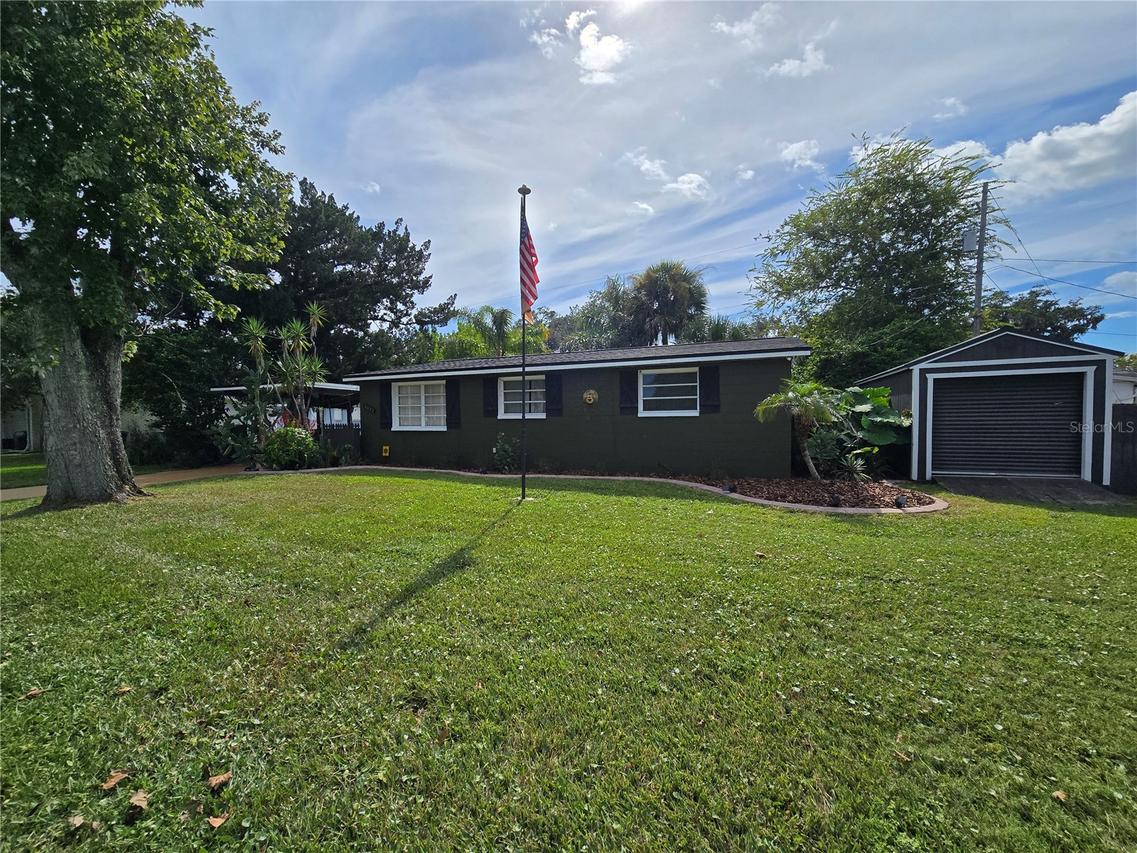 2022 Brian Ave., South Daytona, FL 32119