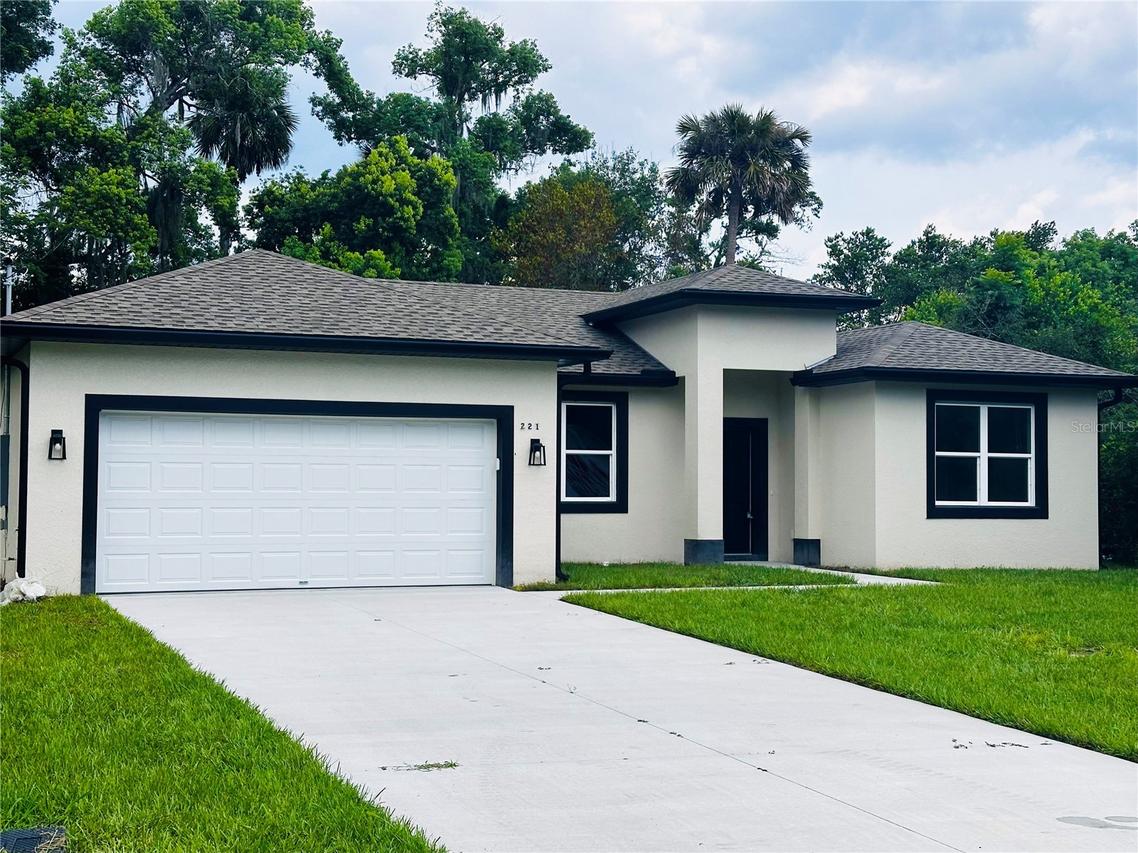 221 W Euclid Ave., Deland, FL 32720