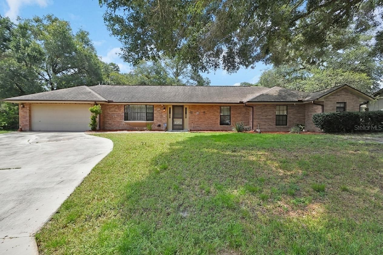750 Oak Ter., Orange City, FL 32763