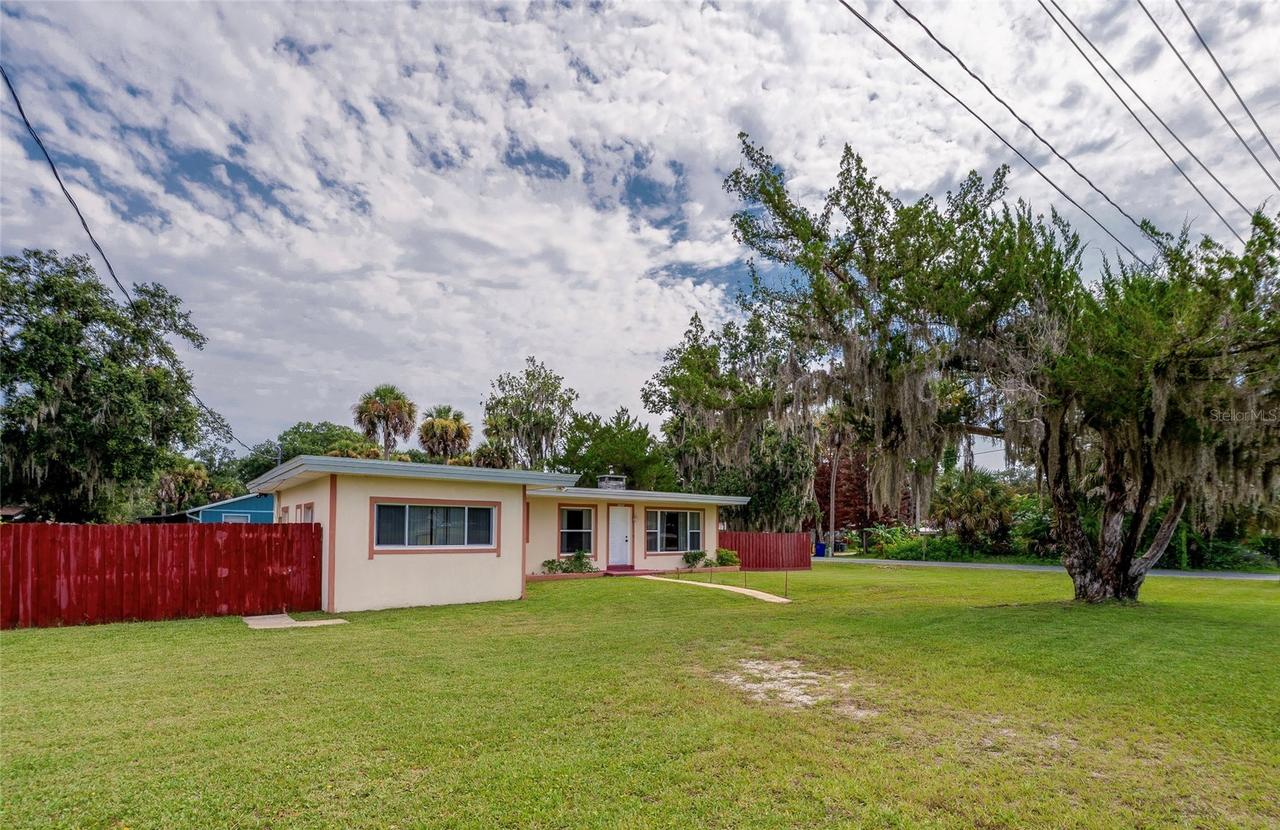 1101 16th St., Edgewater, FL 32132