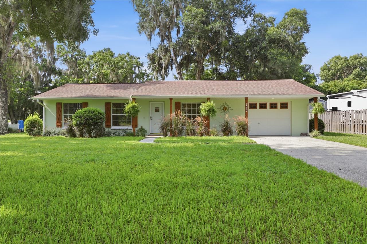 2020 Lemon St., Deland, FL 32720