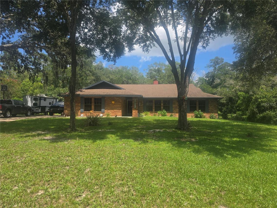 2417 S Oak Park Dr., Deland, FL 32724