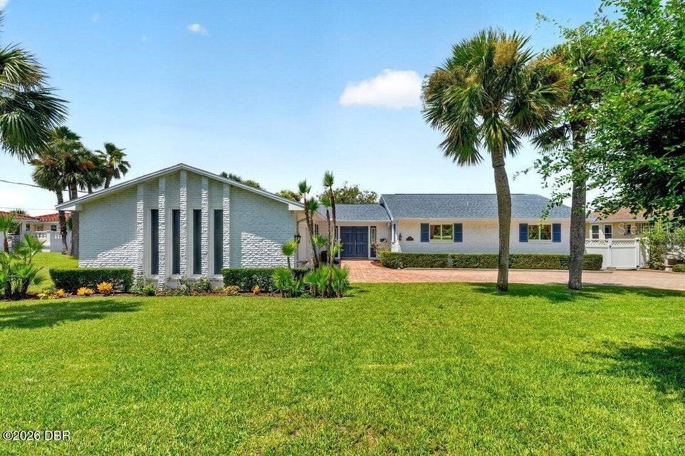448 Riverside Dr., Ormond Beach, FL 32176