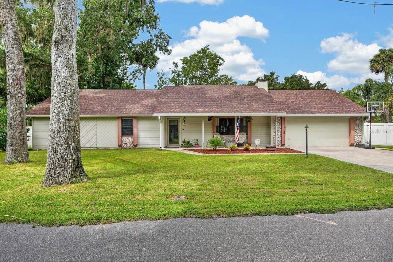 105 Eddy Ln., Port Orange, FL 32129
