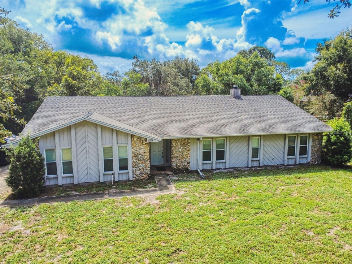 799 E Lehigh Dr., Deltona, FL 32738