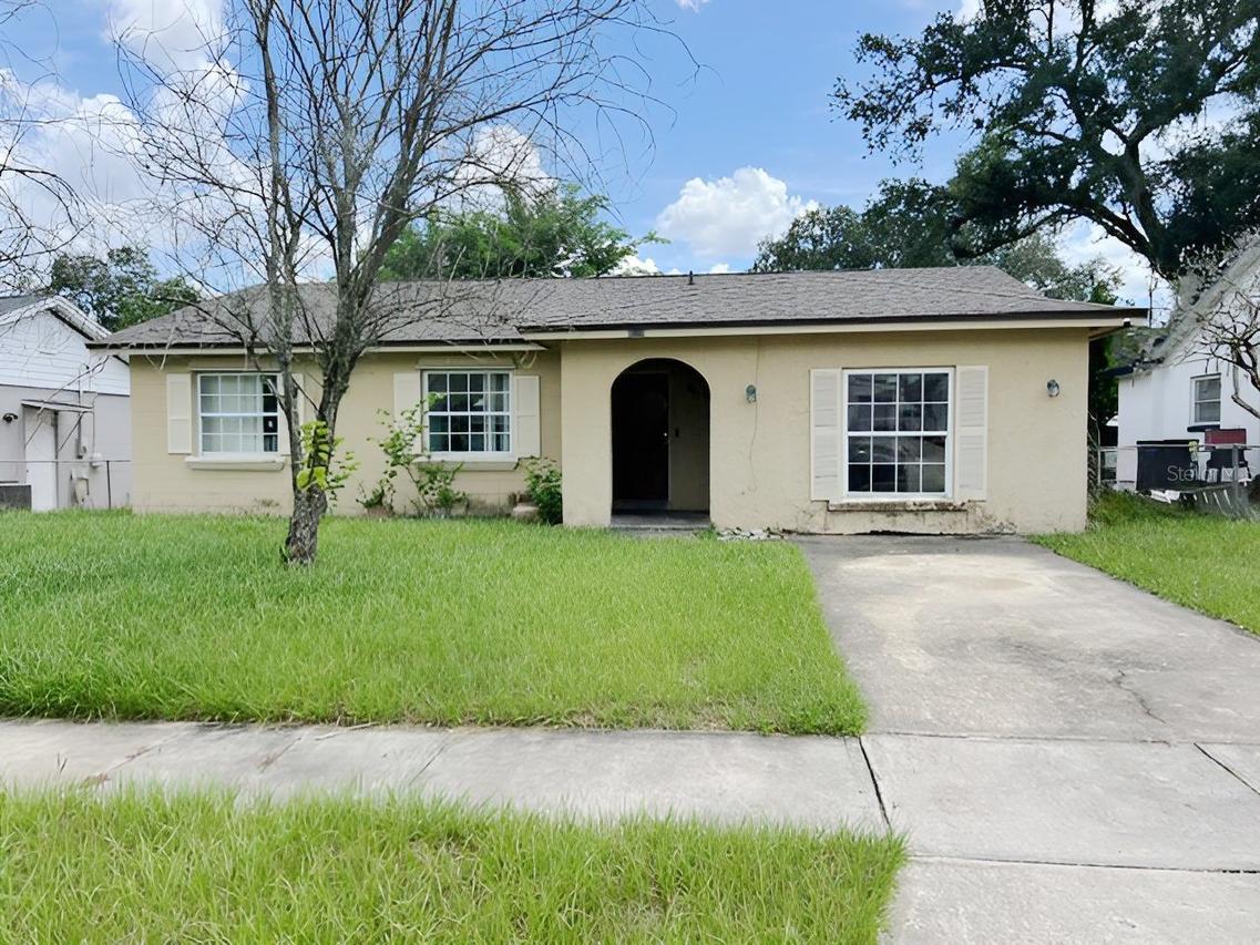 8118 Esperanza St., Orlando, FL 32817