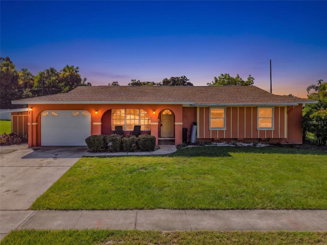 2330 Beacon Dr., Port Charlotte, FL 33952