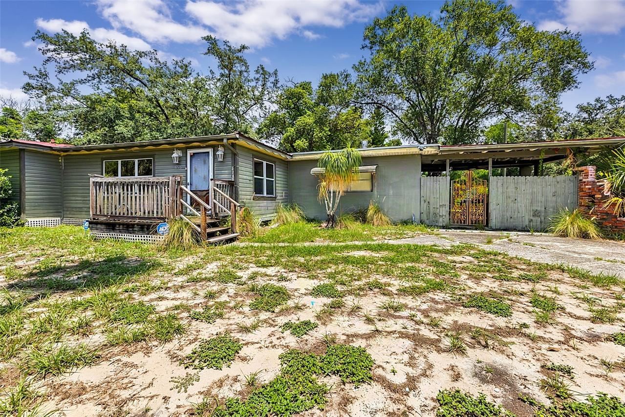 8725 N 26th St., Tampa, FL 33604