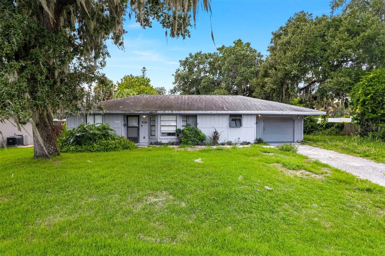 2518 Needle Palm Dr., Edgewater, FL 32141