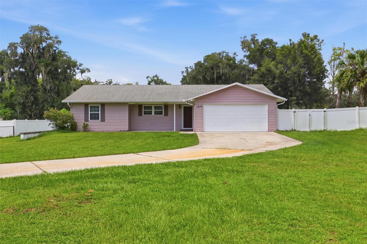 1679 W Euclid Ave., Deland, FL 32720