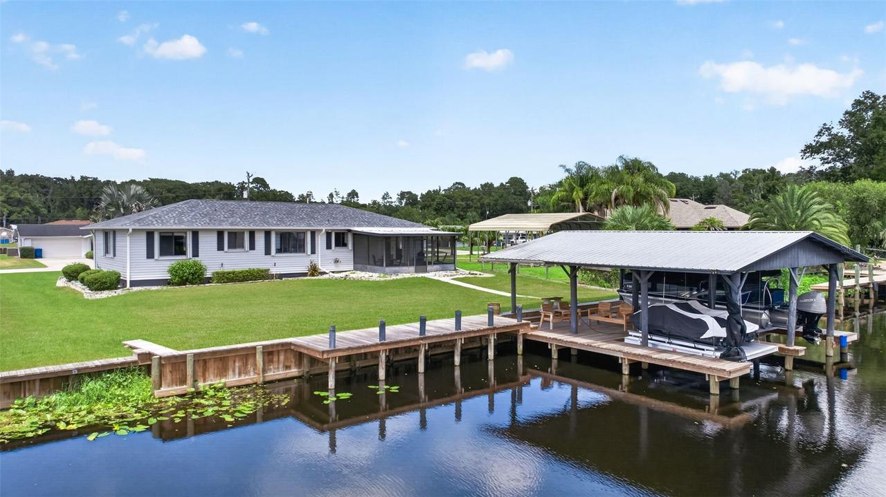 1613 Juno Tr., Astor, FL 32102