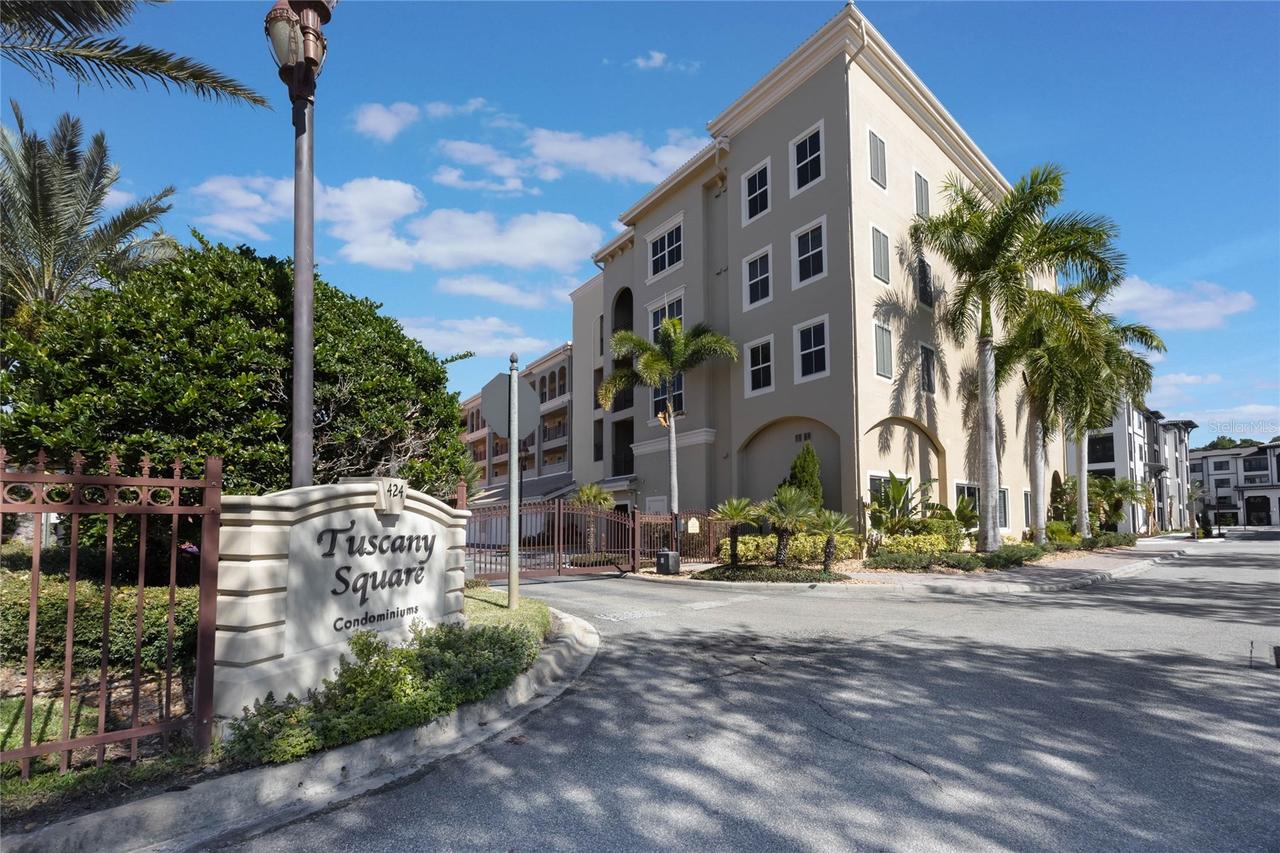 424 Luna Bella Ln. #332, New Smyrna Beach, FL 32168