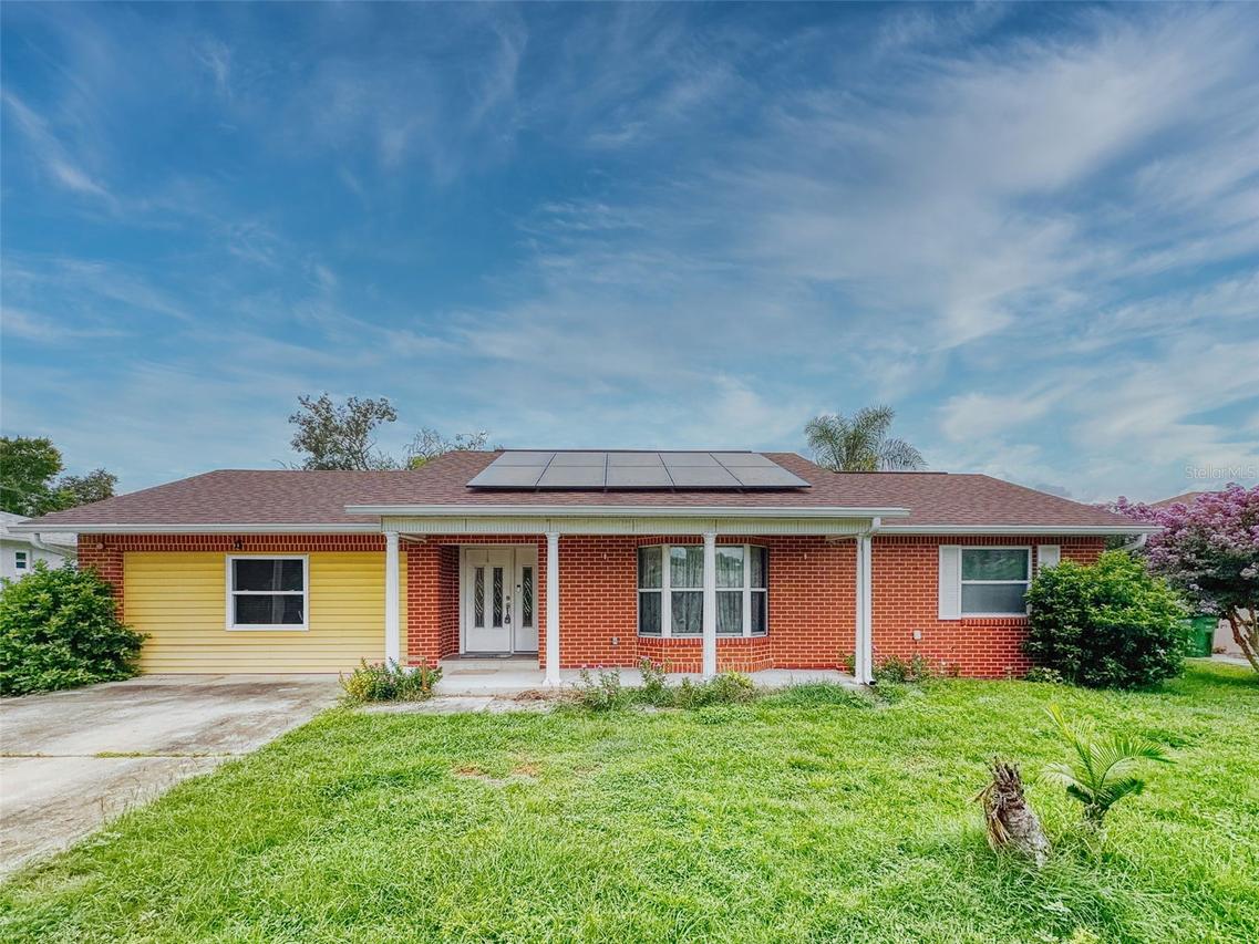 2125 E Parkton Dr., Deltona, FL 32725
