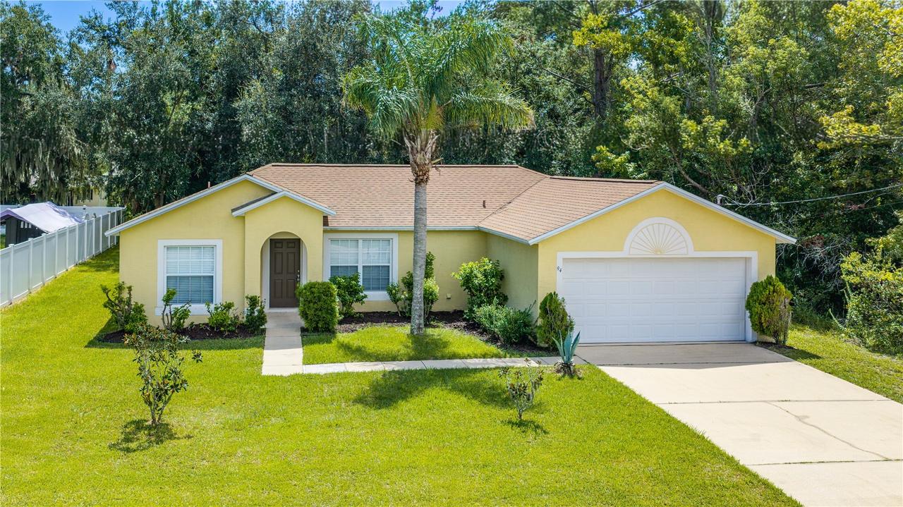 94 Bird Of Paradise Dr., Palm Coast, FL 32137