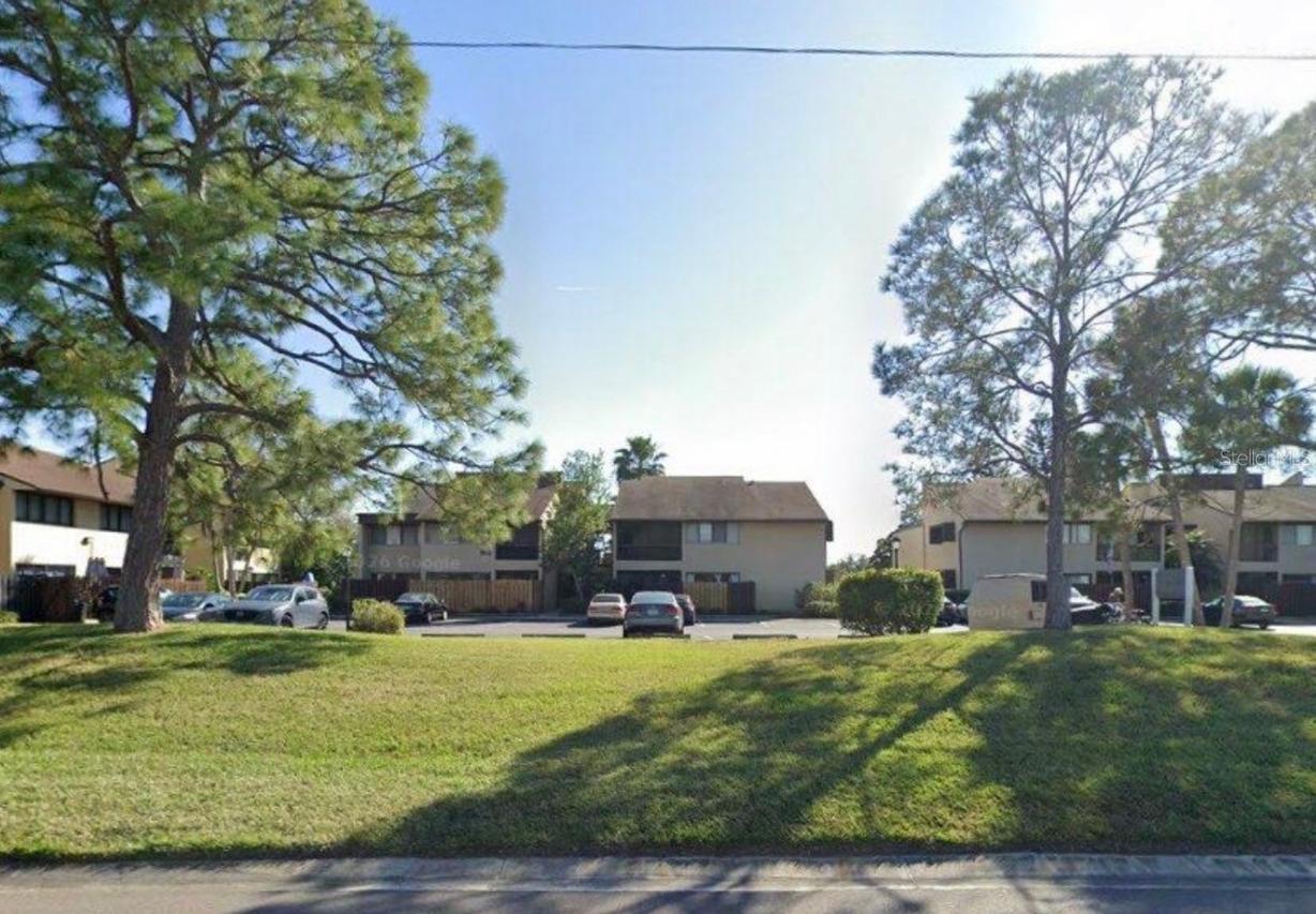 770 N Village Lake Ter. #203, St Petersburg, FL 33716