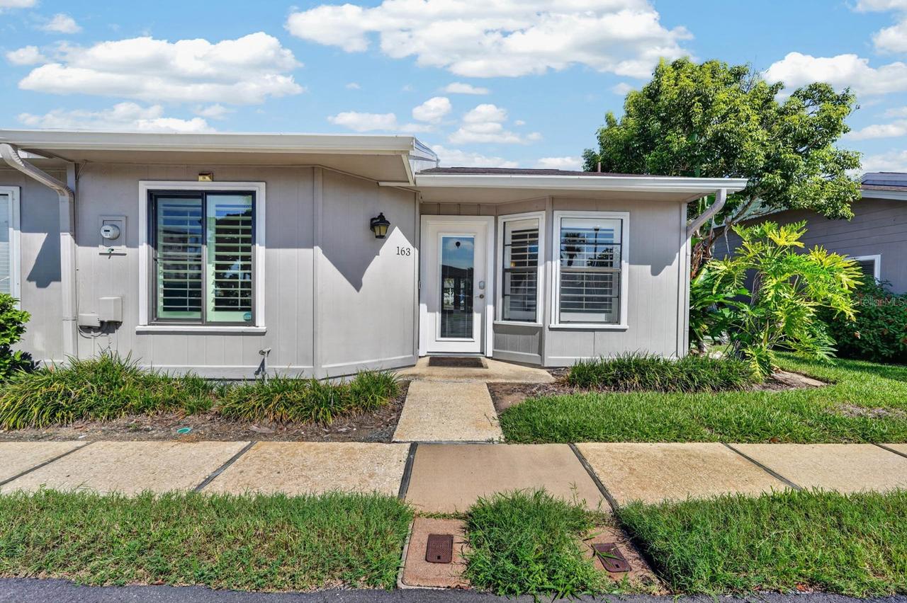 163 Breezeway Ct., New Smyrna Beach, FL 32169