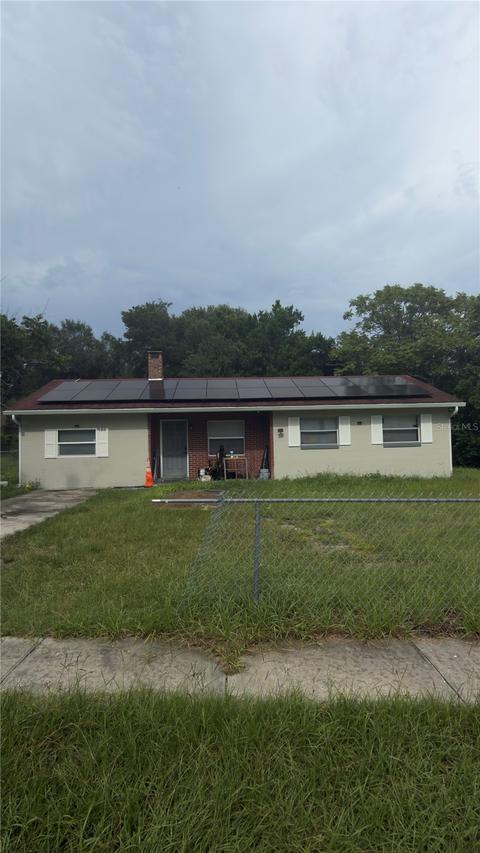 833 Longview Ave., Deland, FL 32720