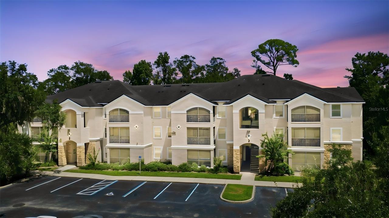 940 Village Tr. #3-104, Port Orange, FL 32127