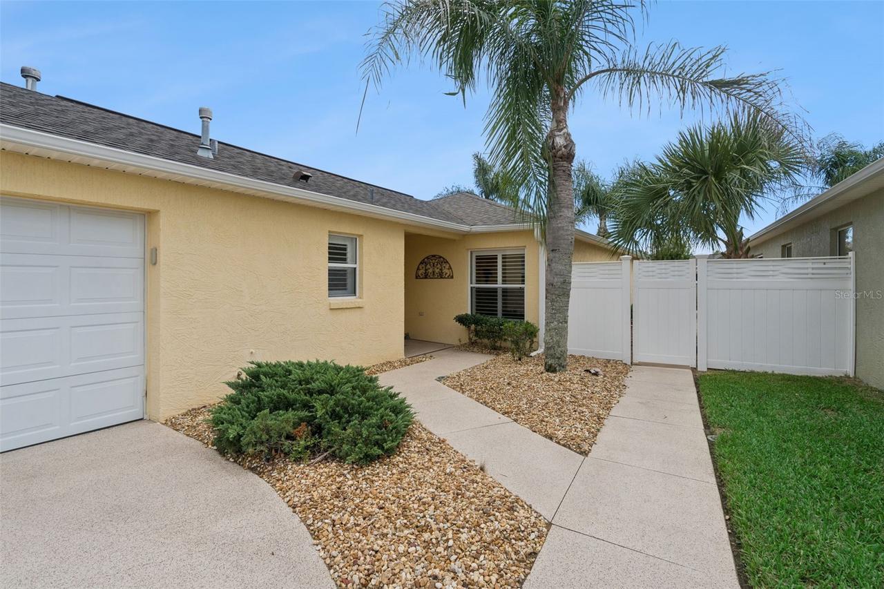 1492 Alexandria Pl., The Villages, FL 32162
