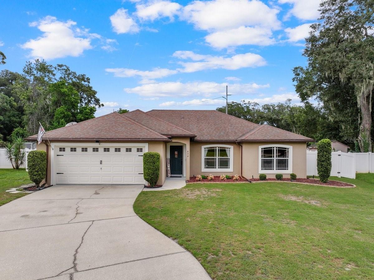 854 Arawana Dr., Orange City, FL 32763