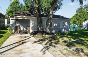 846 State Ave., Holly Hill, FL 32117